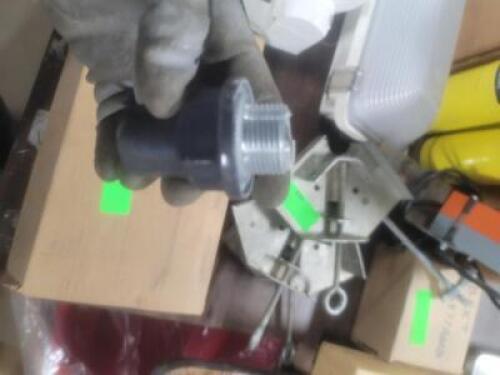 DESCRIPTION: (15) THREADED FITTINGS QTY: 15