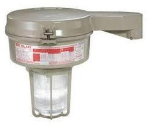 DESCRIPTION: (1) LIGHT HOUSING & BULB BRAND/MODEL: KILLARK INFORMATION: DOES NOT INCLUDE BULB CAGE QTY: 1