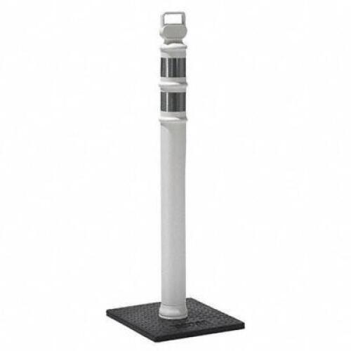DESCRIPTION: (3) DELINEATOR POST BRAND/MODEL: GRAINGER #1EKV7 INFORMATION: WHITE RETAIL$: $31.69 EA SIZE: 45X4X18 QTY: 3