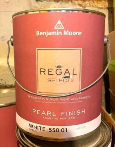 (4) REGAL SELECT WHITE PREMIUM INTERIOR PAINT AND PRIMER- PEARL FINISH