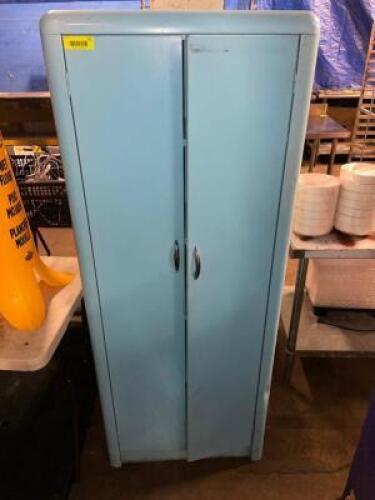 DESCRIPTION: 26" TWO DOOR VINTAGE METAL STORAGE CABINET. LOCATION: BAY 7 QTY: 1