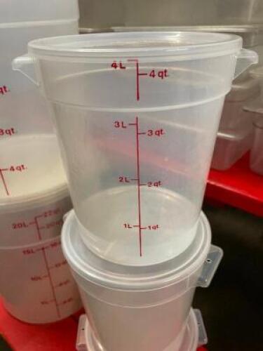 DESCRIPTION: (4) 4 QT PLASTIC CONTAINERS W/ LIDS SIZE: 4 QT LOCATION: BAY 7 THIS LOT IS: SOLD BY THE PIECE QTY: 4