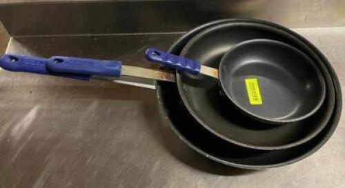 DESCRIPTION: (3) PIECE SKILLET SET. 8", 12", & 14" LOCATION: BAY 7 THIS LOT IS: SOLD BY THE PIECE QTY: 3