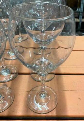 DESCRIPTION: (15) WINE GLASSES LOCATION: BAY 7 THIS LOT IS: SOLD BY THE PIECE QTY: 15