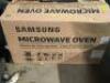 SAMSUNG OVER THE RANGE MICROWAVE OVEN. - 2