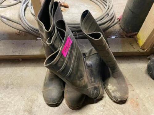 DESCRIPTION: (2) PAIRS OF RUBBER OVER BOOTS. LOCATION: SHOP QTY: 1
