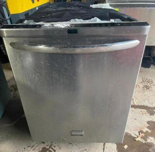 DESCRIPTION: FRIGIDAIRE GALLERY HOUSE HOLD DISHWASHER BRAND/MODEL: FRIGIDAIRE GALLERY LOCATION: SHOP QTY: 1