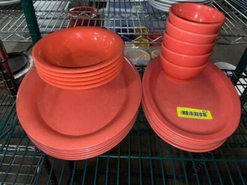 (5) SETS OF PINK PLASTIC SERVING SETS.