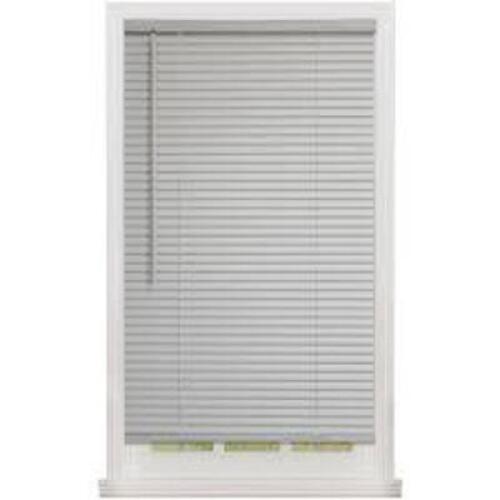 DESCRIPTION: (6) CORDLESS LIGHT FILTERING BLIND BRAND/MODEL: MAINSTAYS INFORMATION: WHITE RETAIL$: $8.00 EA SIZE: 32X64 QTY: 6