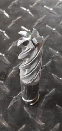DESCRIPTION: (2) SOLID CARBIDE SQ. END MILL BRAND/MODEL: ISCAR ECKI75H1.5-5SL75CFR .06T4 RETAIL$: $287.37 SIZE: 3/16" DIA 5/8" LOC QTY: 2