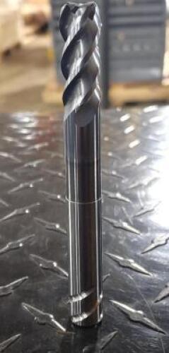 DESCRIPTION: (2) SOLID CARBIDE SQ. END MILL BRAND/MODEL: NIAGARA CUTTER 03191854 RETAIL$: $143.82 SIZE: 1/2" DIA 1-1/8" LOC QTY: 2