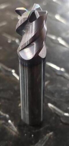 DESCRIPTION: (1) SOLID CARBIDE 0.02 CHAMFER WIDTH END MILL BRAND/MODEL: SUPERMILL XP500SCA RETAIL$: $70.80 SIZE: 1/2" DIA 5/8" LOC QTY: 1