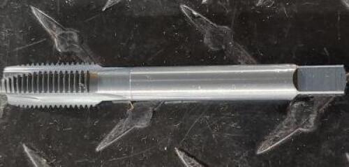 DESCRIPTION: (2) VANDIUM HSS SPIRAL POINT PLUG CHAMFER TAP BRAND/MODEL: OSG 2832201 RETAIL$: $29.09 SIZE: 7/16-20 UNF QTY: 2