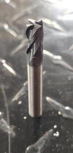 DESCRIPTION: (4) SOLID CARBIDE SQ. END MILL BRAND/MODEL: OSG 414-250011 RETAIL$: $ 34.11 EA SIZE: 1/4" DIA QTY: 4