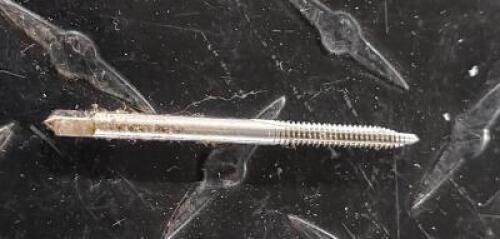 DESCRIPTION: (6) HSS SPIRAL POINT TAPS BRAND/MODEL: HERTEL 02390268 RETAIL$: $ 6.78 EA SIZE: #6-32 UNC QTY: 6