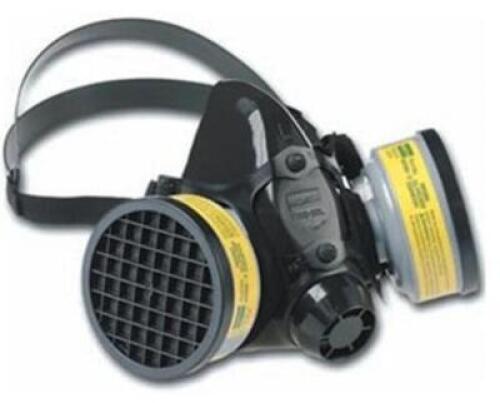DESCRIPTION: (4) SILICONE HALF MASK RESPIRATOR BRAND/MODEL: NORTH SAFETY/770030M INFORMATION: CARTRIDGES ARE SOLD SEPARATELY, MUST COME INTO INSPECT R