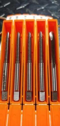 DESCRIPTION: (11) HSS PLUG CHAMFER TAP BRAND/MODEL: HERTEL 41113143 RETAIL$: $ 9.94 EA SIZE: 1/4-20 UNC QTY: 11