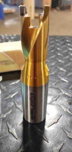 DESCRIPTION: (1) GOLD TWIST INSERTED DRILL BODY BRAND/MODEL: ISCAR TD250037SR01 INFORMATION: COOLANT THRU RETAIL$: 423.33 QTY: 1