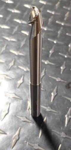 DESCRIPTION: (2) HIGH PERFORMANCE CARBIDE REDUCED NECK END MILL BRAND/MODEL: DATA FLUTE HSMBNL20500 RETAIL$: 115.11 SIZE: 1/2" DIAM 5/8" LOC QTY: 2