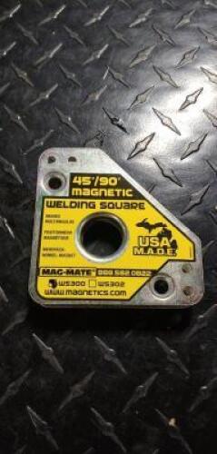 DESCRIPTION: (1) RARE EARTH MAGNETIC WELDING AND FABRICATION SQUARE BRAND/MODEL: MAG-MATE WS300 RETAIL$: 12.65 SIZE: 3-3/4" W 3/4" D 3-3/34" H QTY: 1