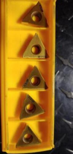 DESCRIPTION: (20) CARBIDE ON-EDGE GROOVING INSERTS BRAND/MODEL: KENNAMETAL 2253577 RETAIL$: $17.30 PER INSERT QTY: 20