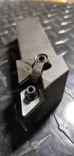 DESCRIPTION: (1) DNMG STYLE TURNING TOOL HOLDER BRAND/MODEL: DORIAN 73310150357 RETAIL$: 172.11 SIZE: 1-1/4" SQ. SHANK QTY: 1