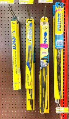 DESCRIPTION: ASSORTED AUTOMOTIVE WINDSHIELD WIPERS AS SHOWN (VARIOUS SIZES) BRAND/MODEL: RAINX LOCATION: SHOP QTY: 1