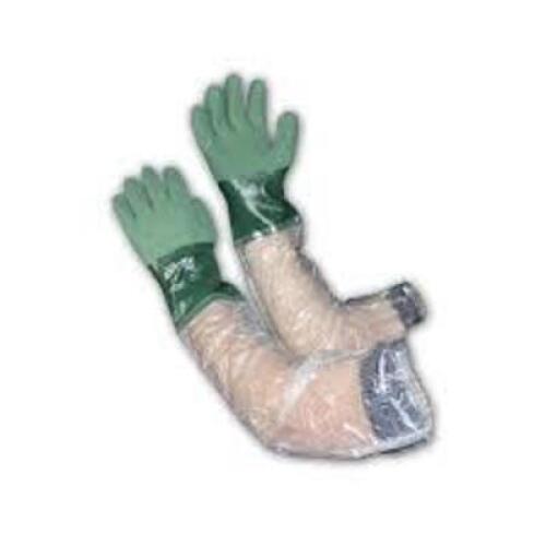DESCRIPTION: (12) PAIRS OF CHEMICAL RESISTANT GLOVES BRAND/MODEL: PIP ACTIV GRIP #56*AG567 INFORMATION: GREEN RETAIL$: $176.00 TOTAL SIZE: SIZE S QTY: