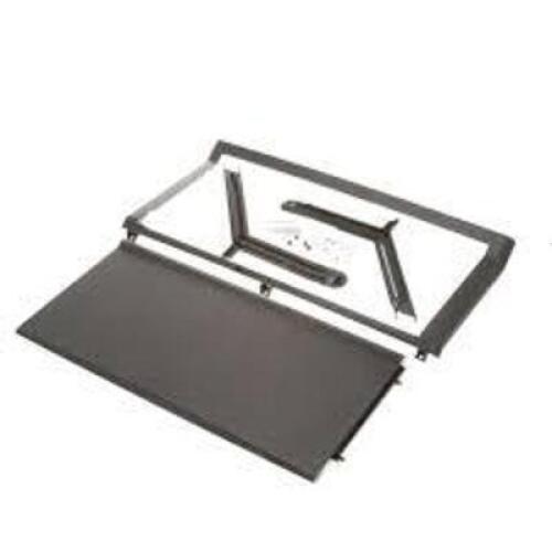 DESCRIPTION: (1) DOOR AND FRAME ASSEMBLY BRAND/MODEL: MANITOWOC #21059876 RETAIL$: 339 SIZE: MUST COME INSPECT QTY: 1