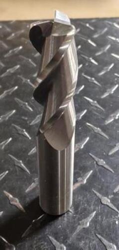 DESCRIPTION: (1) HIGH PERFORMANCE CARBIDE SQ. END MILL BRAND/MODEL: DATA FLUTE AFIM31000-125 RETAIL$: 379.67 SIZE: 1" DIA, 2-5/8" LOC QTY: 1