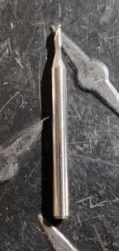 DESCRIPTION: (1) SOLID CARBIDE SQ. END MILL BRAND/MODEL: ACCUPRO 12181233 RETAIL$: 13.94 SIZE: 1/16" DIA 1/8" SD 3/16" LOC QTY: 1