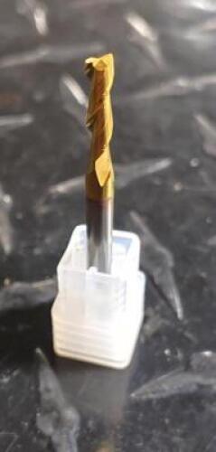 DESCRIPTION: (2) SOLID CARBIDE SQ. END MILL BRAND/MODEL: KENNAMETAL 1115633 RETAIL$: 40.22 SIZE: 3.5mm DIA 12mm LOC 4mm SD QTY: 2