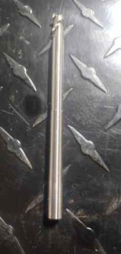 DESCRIPTION: (2) HIGH PERFORMANCE CARBIDE REDUCED NECK END MILL BRAND/MODEL: DATA FLUTE HSMM20250 RETAIL$: $ 61.60 EA SIZE: 1/4" DIA 3.8" LOC QTY: 2