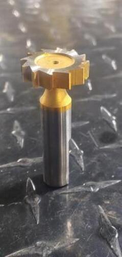 DESCRIPTION: (1) HSS STRAIGHT TOOTH WOODRUFF KEYSEAT CUTTER BRAND/MODEL: MOON KY850 RETAIL$: $ 44.17 EA SIZE: 1" CUT DIA 1/4" W 1/2" SHANK QTY: 1