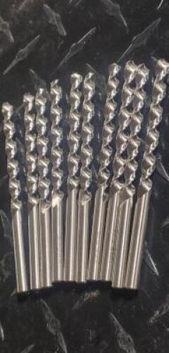 DESCRIPTION: (10) HSS JOBBER DRILL BRAND/MODEL: CLEVELAND C03064 RETAIL$: 57.8 SIZE: 15/64" QTY: 10