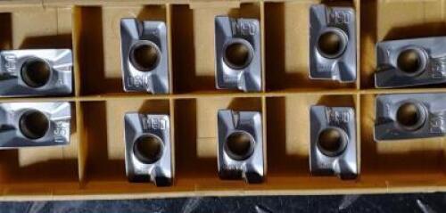DESCRIPTION: (20) ADKT STYLE CARBIDE MILLING INSERTS BRAND/MODEL: ISCAR HM90 ADKT 1505PDR IC380 RETAIL$: $23.94 PER INSERT QTY: 20