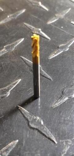 DESCRIPTION: (1) SOLID CARBIDE ROUGHING SQ. END MILL BRAND/MODEL: HERTEL 74458100 RETAIL$: 38.08 SIZE: 1/8" DIA, 1/4" LOC QTY: 1