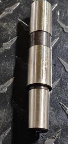 DESCRIPTION: (1) 33JT MOUNT DRILL CHUCK ARBOR BRAND/MODEL: JACOBS 7365 RETAIL$: $ SIZE: 3/4 X 3" SD QTY: 1