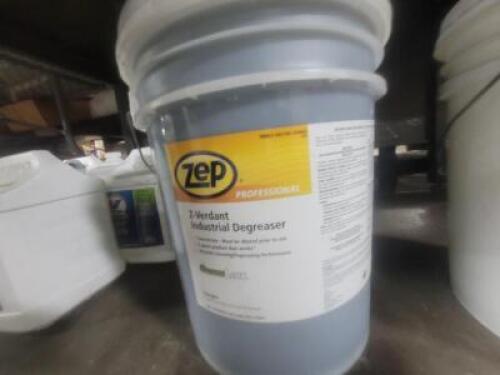 DESCRIPTION: (1) INDUSTRIAL DEGREASER BRAND/MODEL: ZEP PROFESSIONAL #4UZF1 RETAIL$: $158.30 SIZE: 5 GALLON QTY: 1