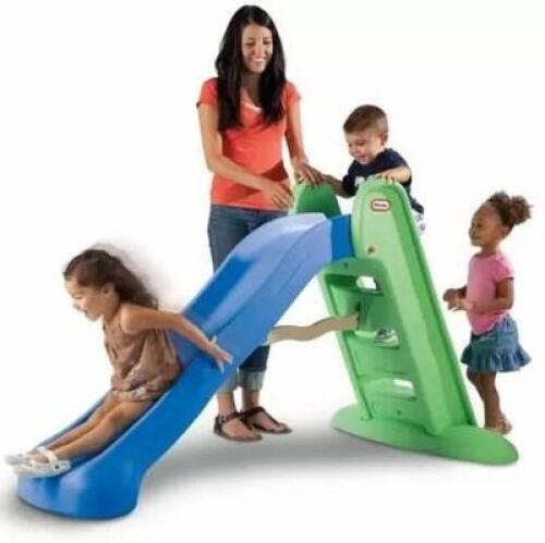 DESCRIPTION: (1) PLAYGROUND SLIDE BRAND/MODEL: LITTLE TIKES/631283M INFORMATION: BLUE & GREEN/AGE RANGE: 2 TO 6 YEAR OLD/MAX WEIGHT: 50 LBS RETAIL$: 1