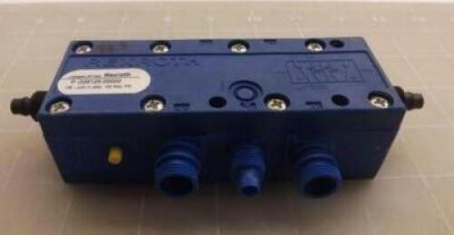 DESCRIPTION: (1) 740 VALVE BRAND/MODEL: REXROTH/P-026125 INFORMATION: BLUE/MAX PSI: 150 RETAIL$: 80.00 SIZE: 10"L X 7"W X 7"H QTY: 1