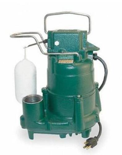 DESCRIPTION: (1) SUBMERSIBLE SUMP PUMP BRAND/MODEL: ZOELLER/M98 INFORMATION: GREEN/VERTICAL FLOAT/MAX HEAD: 23' RETAIL$: 366.36 SIZE: 12"H X 10-1/8"BO