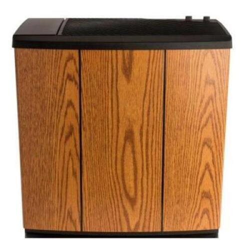 DESCRIPTION: (1) EVAPORATIVE HUMIDIFIER BRAND/MODEL: AIRCARE/H12300HB INFORMATION: COVERAGE: 3,700 SQ-FT/4-SPEED RETAIL$: 169.99 SIZE: 13.75"D X 21.75