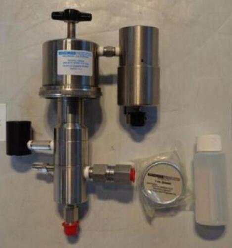 DESCRIPTION: (1) AIR ACTUATED PISTON DISPLACEMENT PUMP BRAND/MODEL: MORGAN/225DS INFORMATION: SILVER/SEE FOR INSPECTION RETAIL$: 599.00 SIZE: 9-1/2"L
