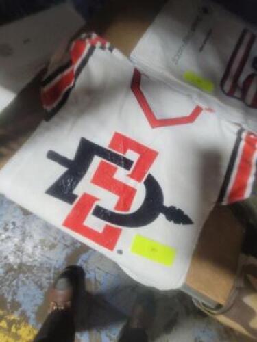 DESCRIPTION: (5) RALLY TOWELS BRAND/MODEL: SAN DIEGO STATE QTY: 5
