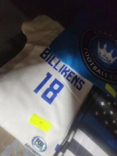 DESCRIPTION: (5) RALLY TOWELS BRAND/MODEL: BILLIKENS QTY: 5