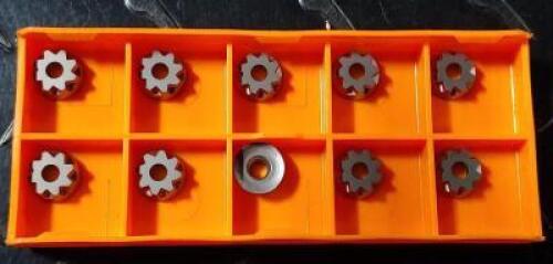 (10) CARBIDE MILLING INSERTS