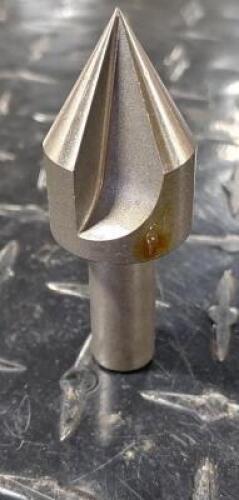 (1) HSS CENTER REAMER