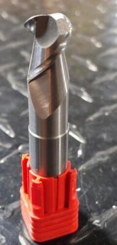 (1) HIGH PERFORMANCE CARBIDE SQ.END MILLL