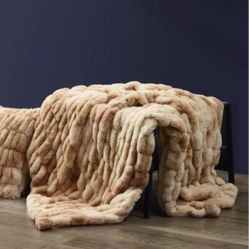BEIGE FABIAN FAUX FUR THROW